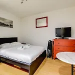 Adorable Studio Au Coeur De Paris - Louvres