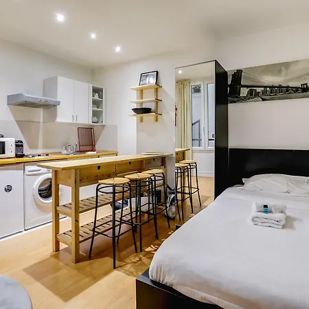 Adorable Studio Au Coeur De - Louvres Parigi